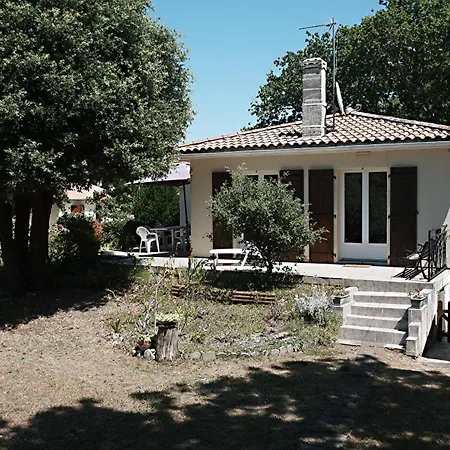 Soulac-sur-mer, 4 Pieces, 6 Personnes - Fr-1-648-102 فيلة